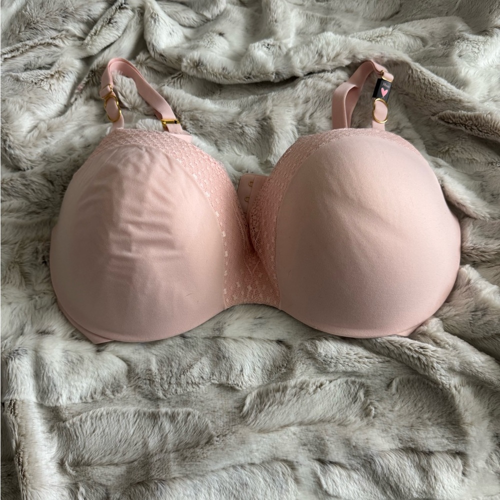 Victoria's Secret Blush Lace Bra